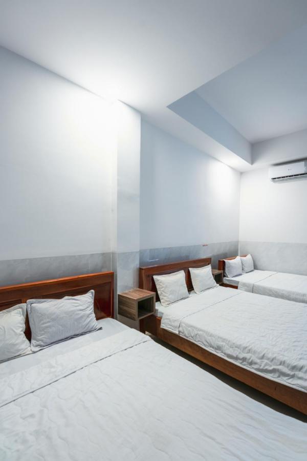 Thanh Ngoc Motel Buon Ma Thuot Buitenkant foto