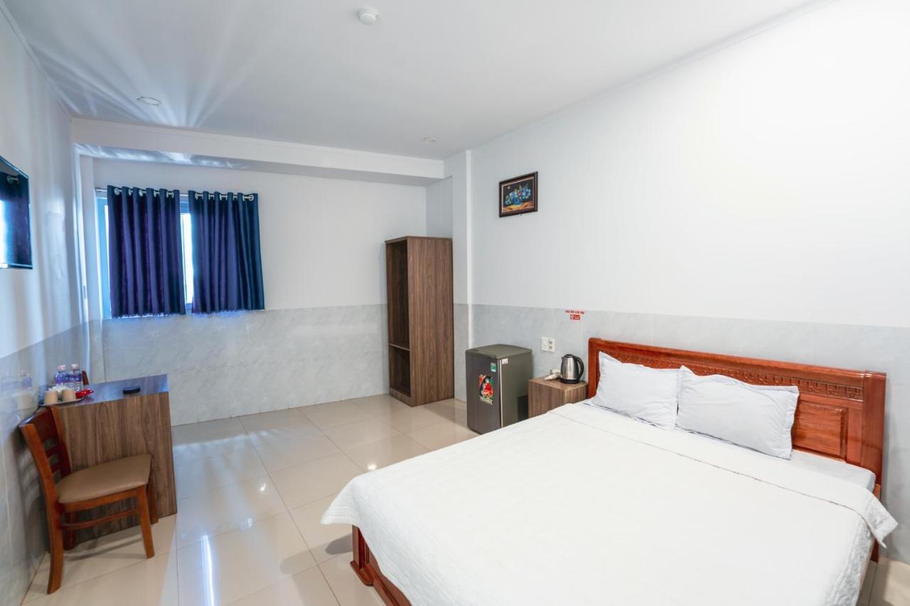 Thanh Ngoc Motel Buon Ma Thuot Buitenkant foto
